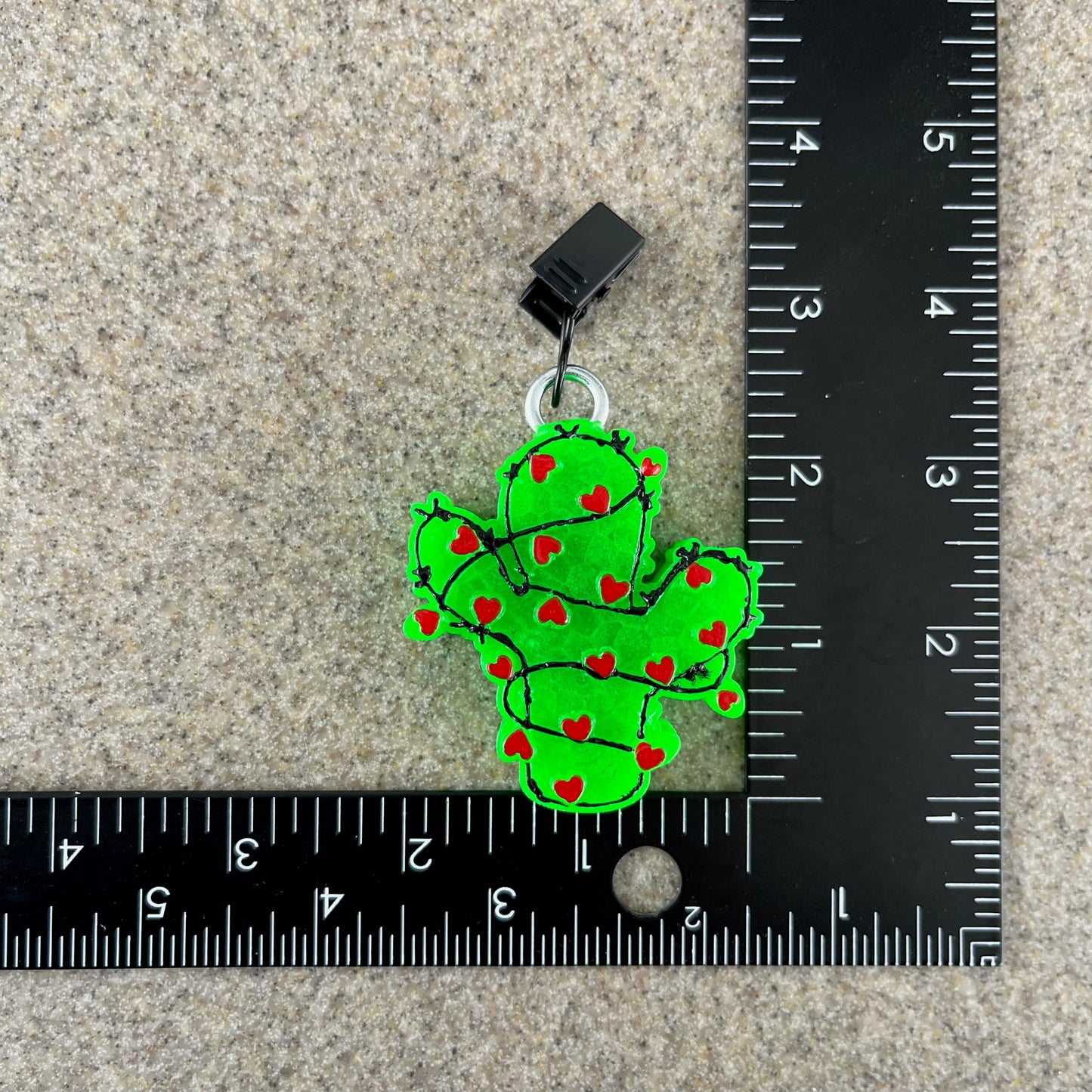 Green Cacti with hearts vent clip