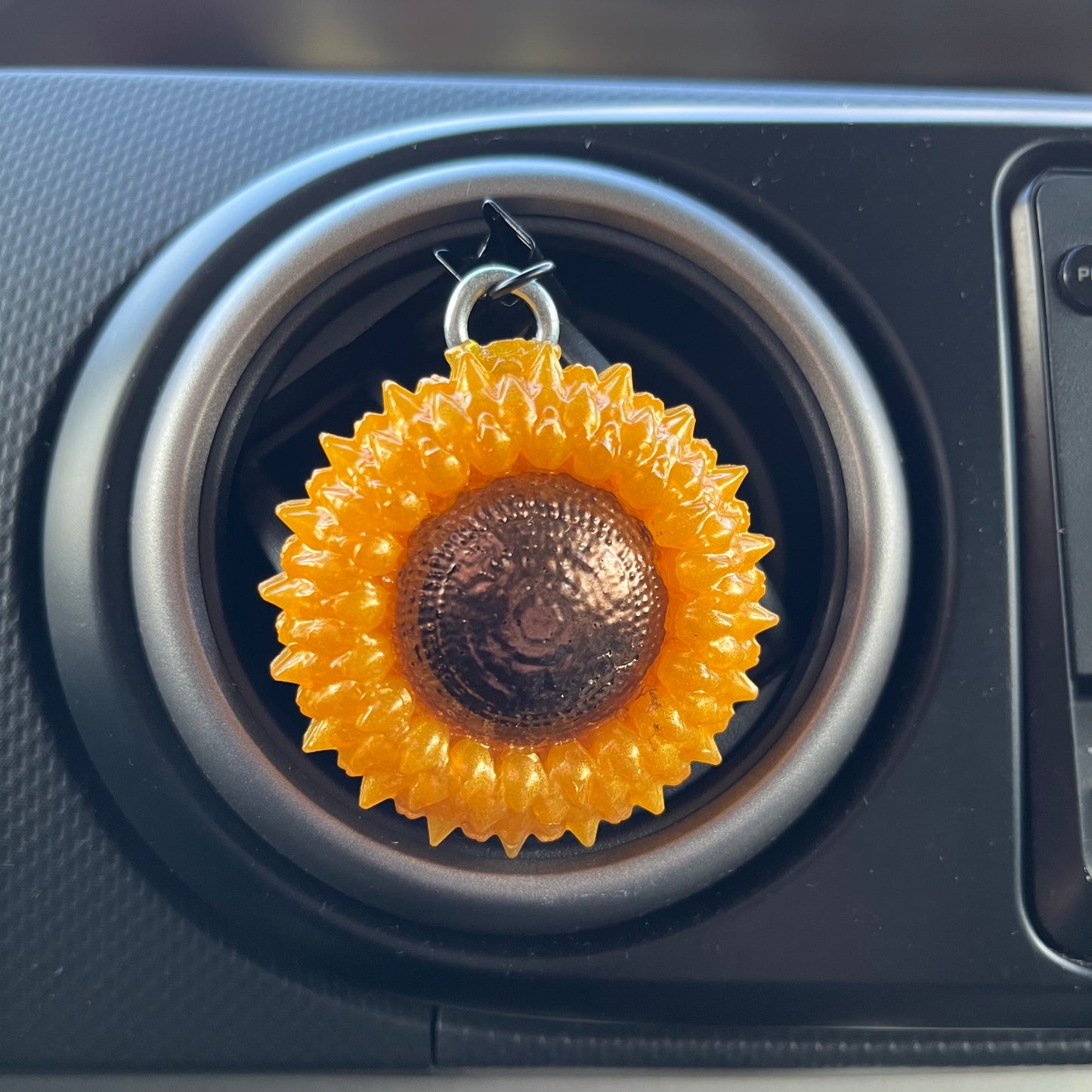 Sunflower scented vent clip