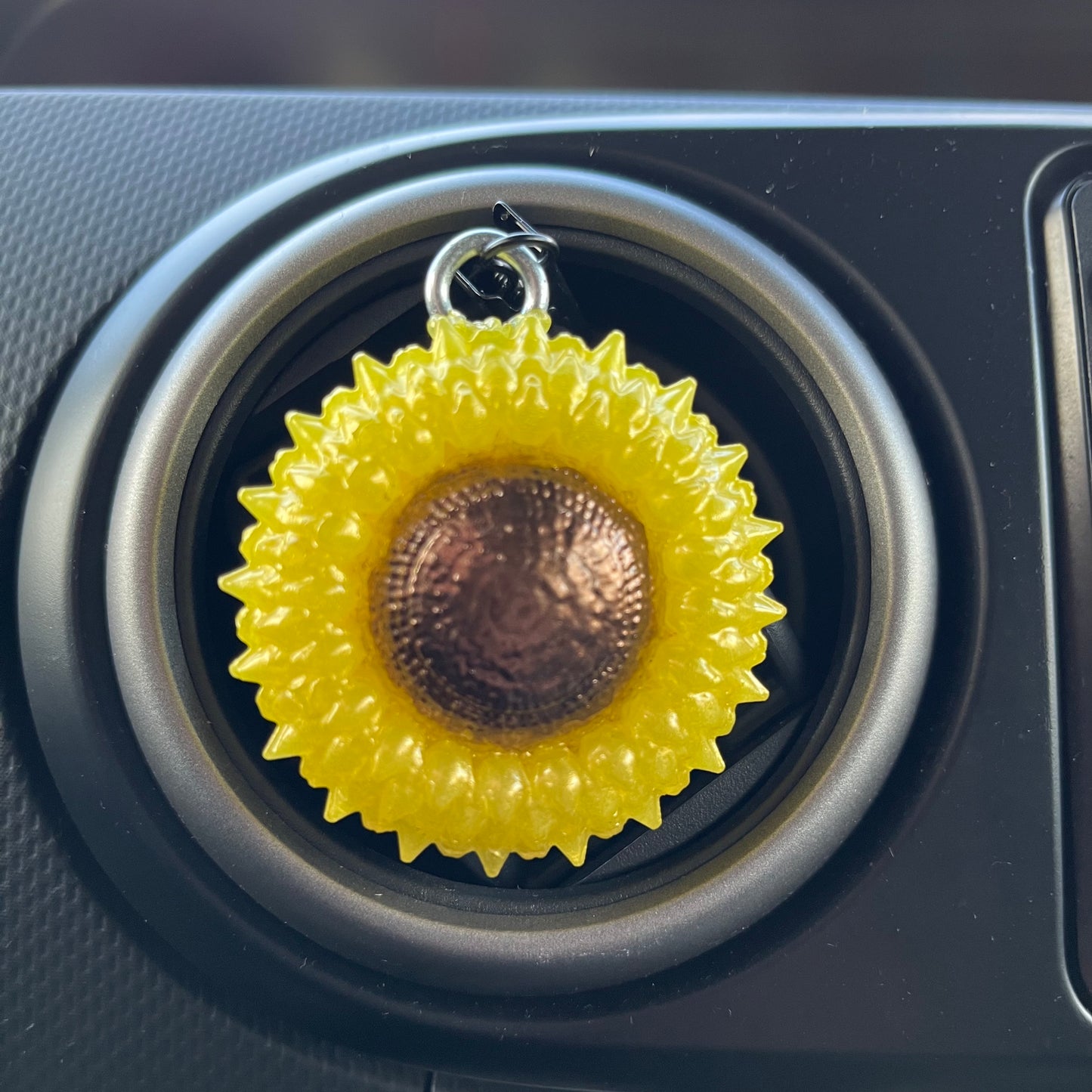 Sunflower scented vent clip