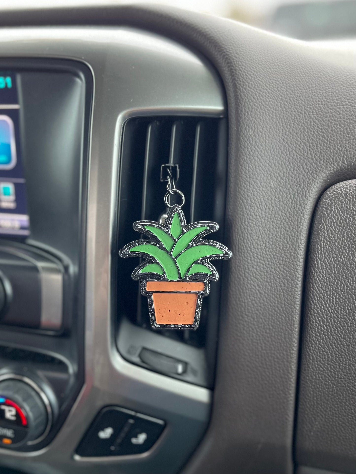 Plant vent clip