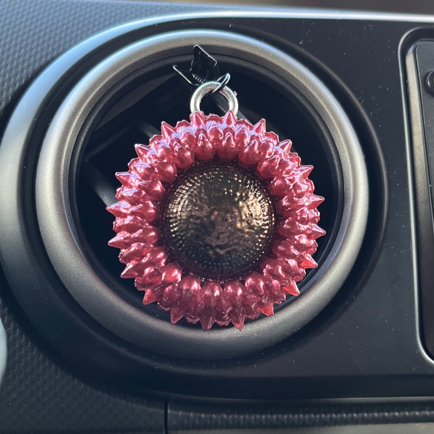 Sunflower scented vent clip-Maroon